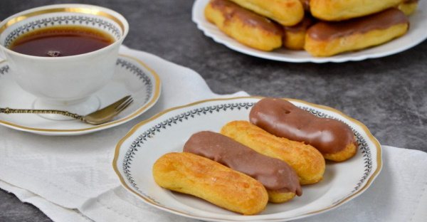 Эклеры со сгущенкой. Рецепты в домашних условиях