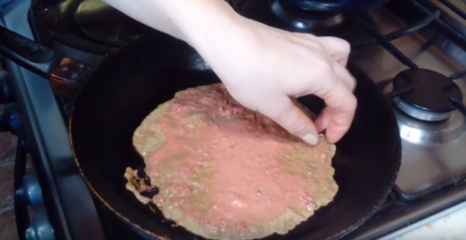 Печеночный торт из куриной печени - пошаговый рецепт с фото